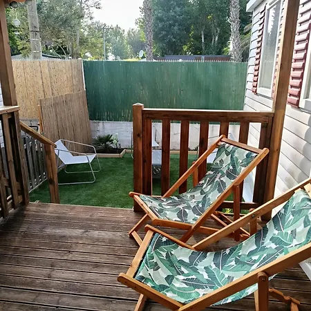 Mobil-home Le Luminosa مكان تخييم *